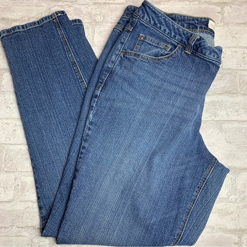 Fashion Bug Jeans Women's 18W Blue Medium Wash Skinny Jeans😍